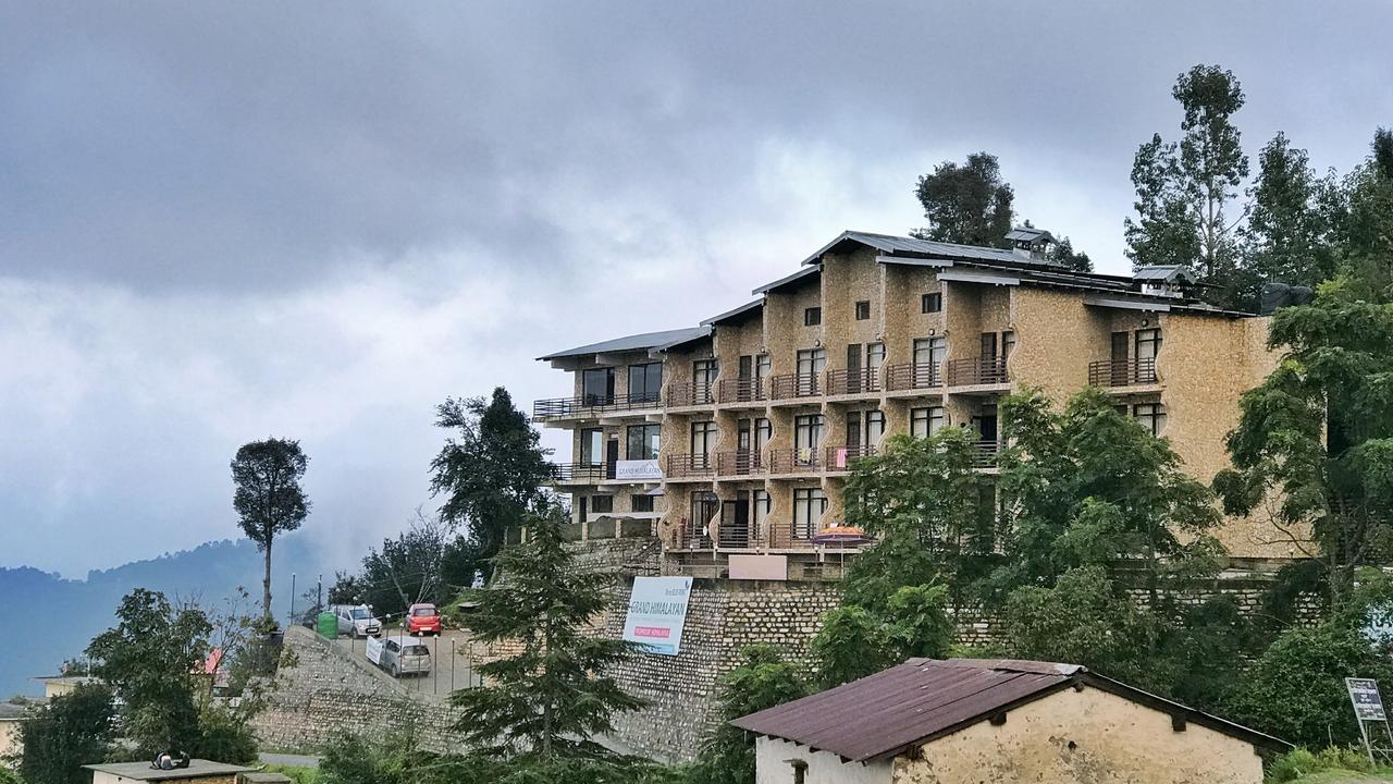 Grand Himalayan Hotels & Resorts Mukteshwar Exteriör bild