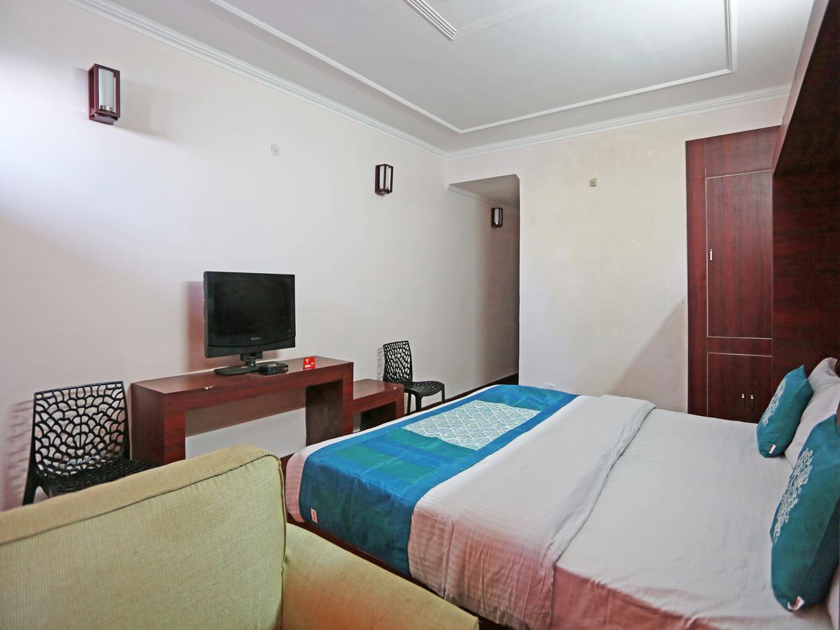 Grand Himalayan Hotels & Resorts Mukteshwar Exteriör bild