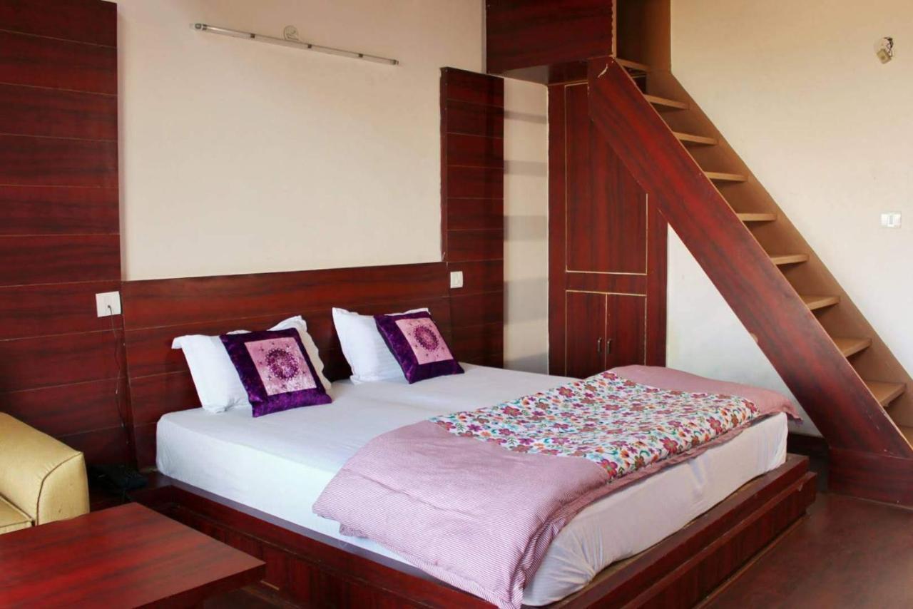 Grand Himalayan Hotels & Resorts Mukteshwar Exteriör bild